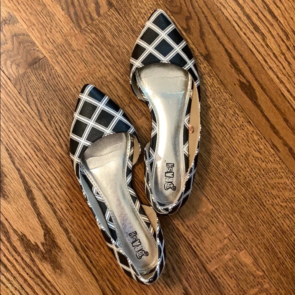 Windowpane black and white flats